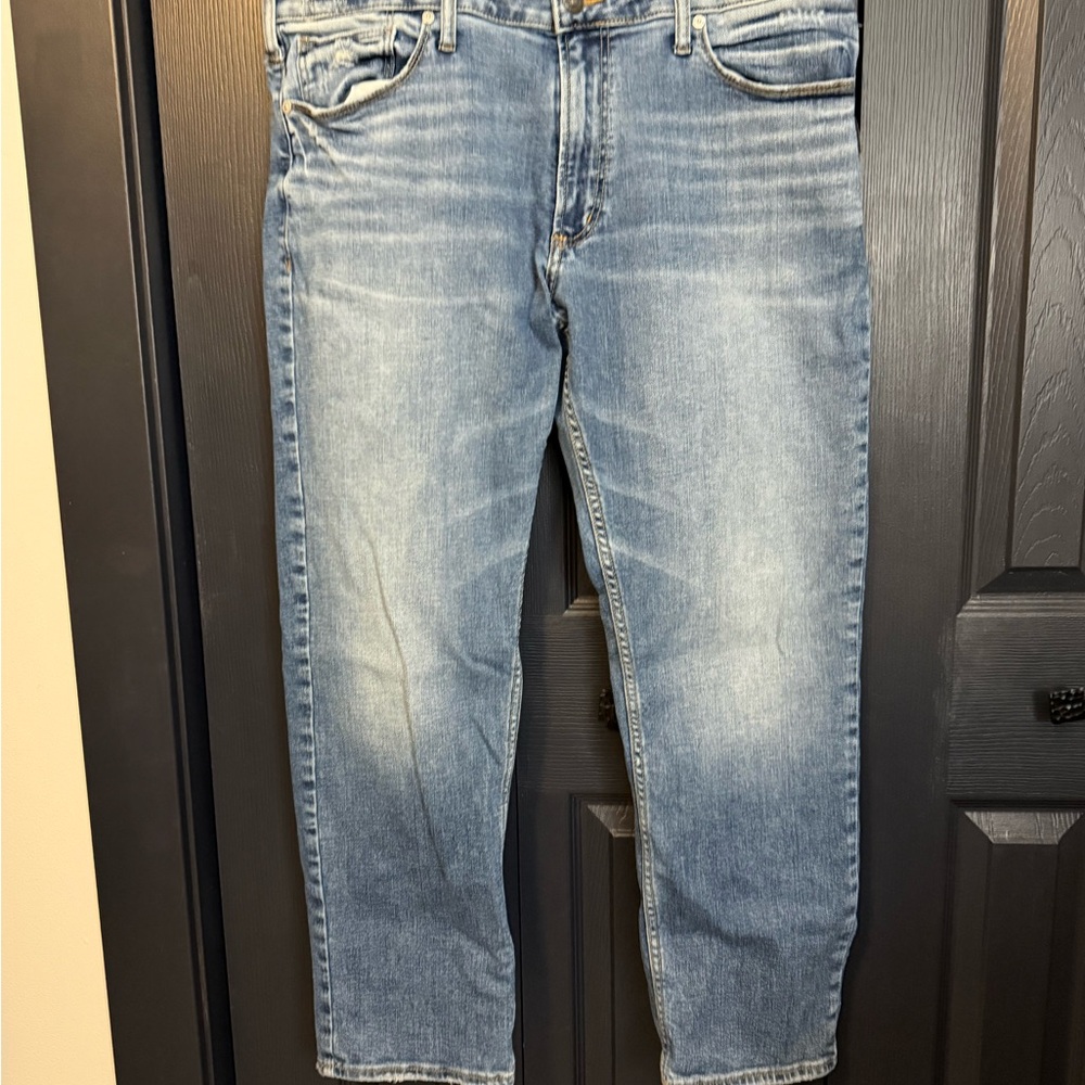 Silver Jeans Men's Straight Fit in Light Blue Denim